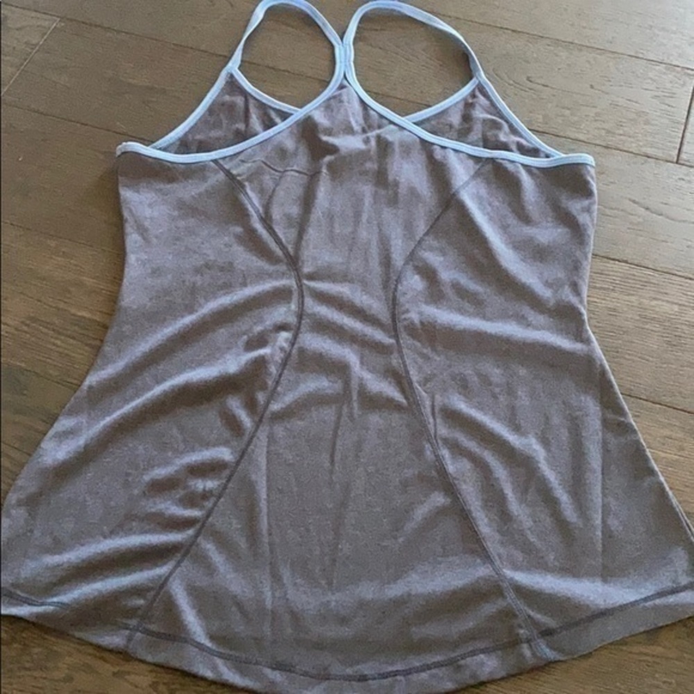 Layer 8 Blue Performance Tank Size M - Picture 2 of 3